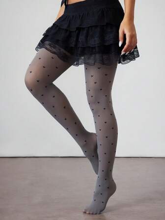 Kawaii 1 Par de medias de terciopelo con estampado de corazón negro gótico