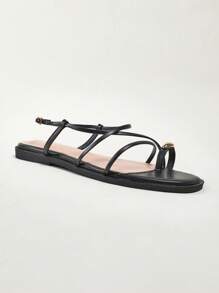 Solezae Top-Verkaufsartikel Damen Sandalen mit quadratischer Zehenpartie, Riemendetails und Metalldekor, PU-Material, schwarz, flach - Komfort, minimalistisch und schick - Schwarz - Übersicht 4