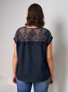 SHEIN Clasi 大码纯色蕾丝拼布圆领休闲短袖衬衫，夏季 - 藏蓝色 - 查看 2