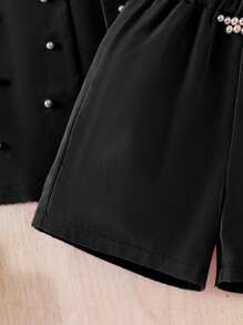 SHEIN Elladie kids Conjunto formal de 3 piezas para niña: Blazer rosa, top de punto tipo camiseta, shorts decorados con perlas, traje de verano elegante para ocasiones casuales y de vacaciones - Negro - Ver 6