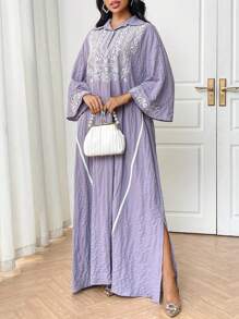 Al Najma 女士花卉刺绣土耳其长裙和阿拉伯传统长袍，朴素的卡夫坦 - 紫色 - 查看 7