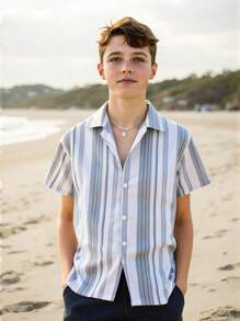 Camisa casual de uso diario con cuello de botones y ajuste holgado a rayas para niños preadolescentes