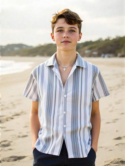 青少年男孩休闲日常条纹宽松纽扣领衬衫