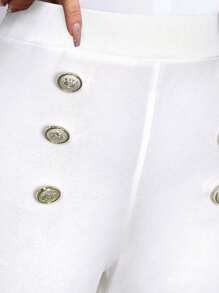 Firerie Short de mujer con diseño de botones metálicos, corte slim y de moda