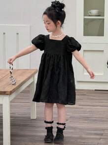 DAZY Vestido negro de línea A con cuello cuadrado y mangas abullonadas en jacquard para niña joven de verano - Negro - Ver 4