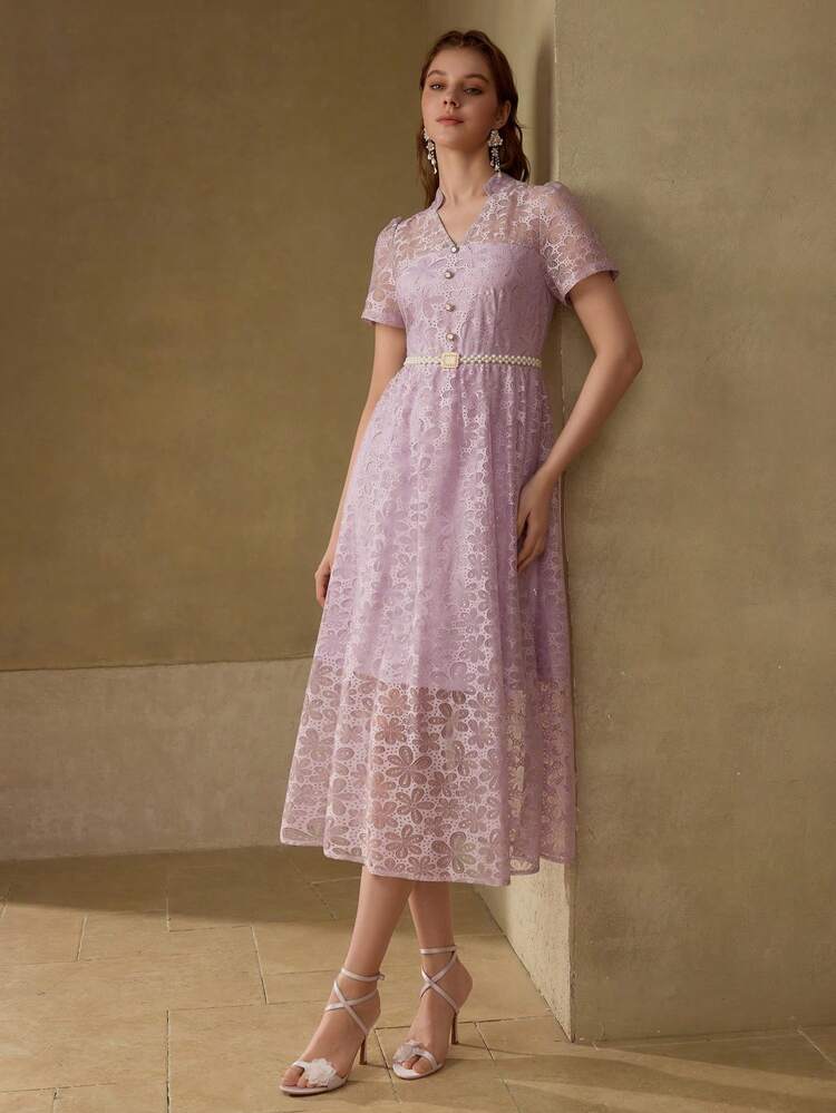 BELTED CONTRAST LACE DRESS