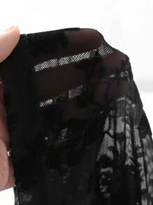 Dazy Plus Blusa ajustada de cuello cuadrado con estampado de flocado para mujer de talla grande, ropa de vuelta al colegio