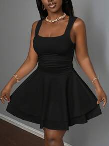 Slaydiva Vestido corto de verano para mujer, básico y casual, con cuello cuadrado, fruncido, de doble capa y corte evasé, de estilo deportivo y dulce