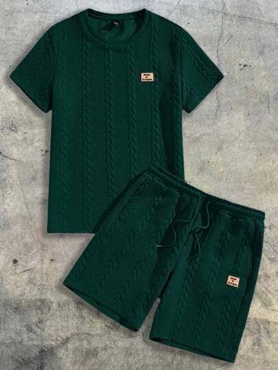 AXEPEAK Conjunto de camiseta de manga corta casual con estampado de letras y pantalones cortos con cordón en la cintura para hombre, esenciales de ropa urbana para el verano