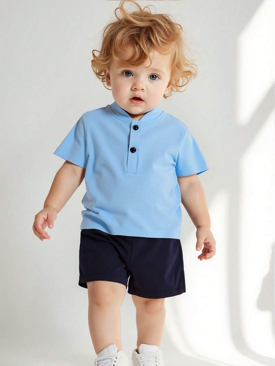 SHEIN 2 件套男婴优雅简约立领短袖 T 恤和撞色裤子套装，适合夏季 - 彩色 - 查看 1