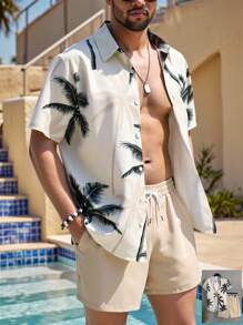 Manfinity KASUA Conjunto de camiseta de manga corta con botones y estampado de palmeras + pantalones cortos con cordón - Traje de baño, verano, hawaiano para hombres