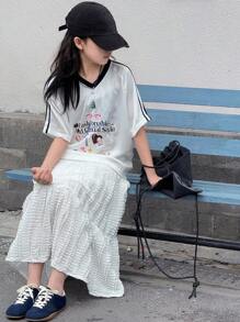 DAZY 青少年女孩夏季标语印花 V 领插肩袖休闲 T 恤，返校服装 - 白色 - 查看 2