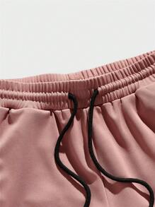 Manfinity Joysei 2 件套男士标准 3D 字母印花粉色 T 恤和短裤，舒适服装