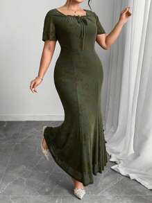 Modelyn Plus Size Solid Square Neck Mermaid Hem Elegant Short Sleeve Midi Dress - Multicolor - View 4