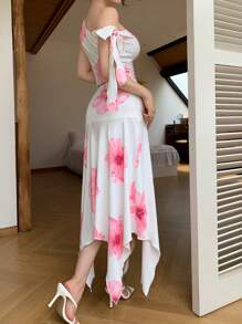 Modelyn Conjunto de 2 piezas para mujer con blusa plisada estampada con flores y falda con bajo asimétrico - Rosa - Ver 2