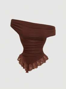 SHEIN MOD Damen gerafftes Off-Shoulder T-Shirt mit asymmetrischem Saum, Pendler-Outfit, Urlaub, Boho, Western, Business Lässig, Country Konzert, Ausgeh-Oberteile