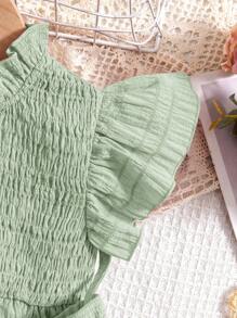SHEIN 2pcs Set: Young Girl V-Neck Pleated Pullover Sweater & Loose Shorts, Plus Diagonal Crossbody Bag