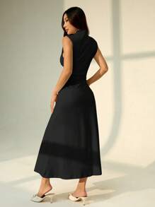 SHEIN PETITE 情人节新款白色立领无袖褶皱 A 字长裙，优雅浪漫约会和工作装，女士夏季连衣裙 - 黑色 - 查看 2