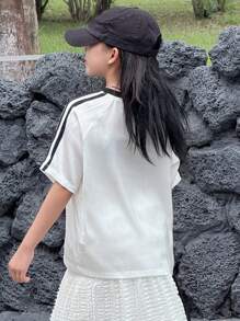 DAZY 青少年女孩夏季标语印花 V 领插肩袖休闲 T 恤，返校服装 - 白色 - 查看 6