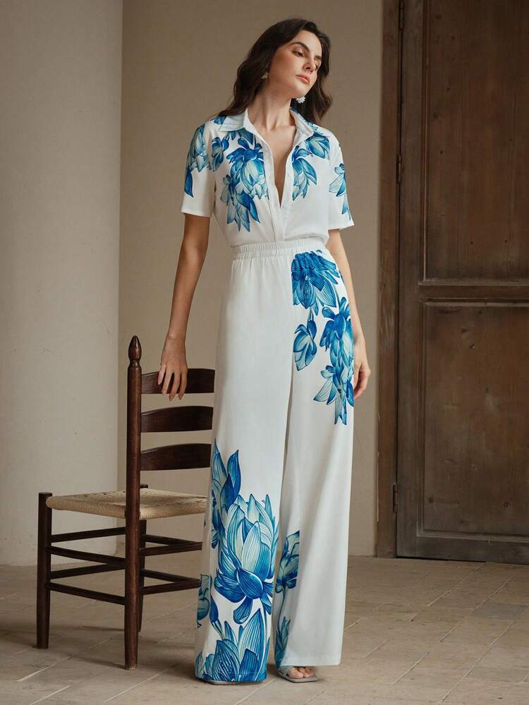 Set de 2 piezas con camisa holgada de manga corta con estampado floral elegante y pantalón recto de cintura elástica en color azul contraste para mujeres