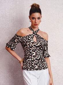 Lavishia 女款豹紋露肩領口高顯瘦T恤 - 彩色 - 查看 3