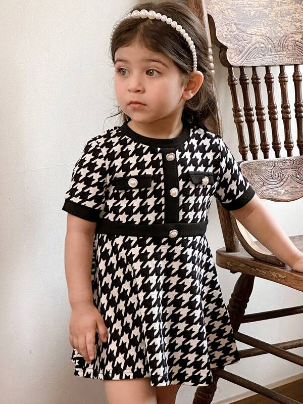 SHEIN Baby Girl Houndstooth Pattern Round Neck Short Sleeve Casual Dress