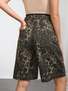 SHEIN Pantalones capri casuales de maternidad de ajuste holgado y estampado de leopardo con cintura ajustable