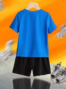 Astro Boy X SHEIN 小男孩卡通人物与星球印花蓝色休闲短袖T恤和黑色宽松短裤套装 - 彩色 - 查看 2