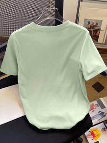 SHEIN Camiseta para mujer de talla grande con diseño de bordado de mariposa