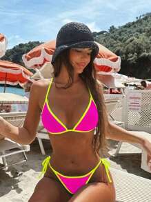Swim Mod Conjunto de bikini de 2 piezas, con top de tirantes finos y cuello halter en bloques de color, corte regular, set de bikini de temporada para mujer con shorts de nado con lazos laterales