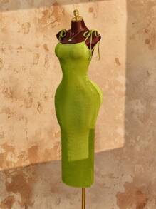 Amplova Đầm bodycon hở lưng xếp nếp hở cao thắt nơ dây mảnh - màu xanh lá - Xem 4