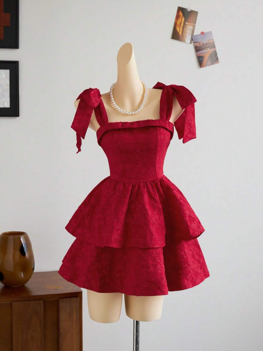 Elamini Jacquard Fabric Tied Shoulder Knot Waist Patchwork Ruched Double Tier A-Line Mini Dress - Red - View 1