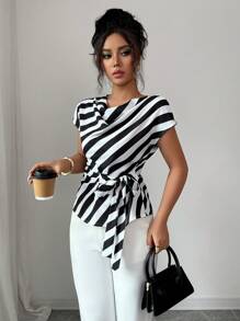 Selianne 女士法式优雅通勤高领结设计休闲黑白条纹衬衫，适合约会、日常穿着、返校 - 黑與白 - 查看 1