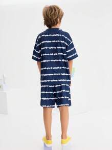 SHEIN Set 2 Potong Kaos dan Celana Pendek Leher Bulat Kasual Minimalis Nyaman untuk Anak Laki-Laki Remaja - Royal Blue - View 2