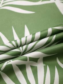 Manfinity KASUA 男士龟叶印花纽扣衬衫和短裤泳装套装 夏季夏威夷风泳装 - 綠色 - 查看 6