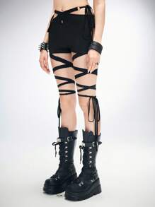 ROMWE Grunge Punk Y2K 深色功能性镂空肩带可调节系带女式短裤 - 黑色 - 查看 3