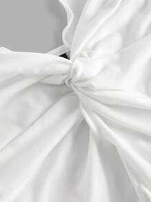 SHEIN MOD 女士纯色扭结前开衩吊带背心，夏季上衣，吊带衫，可爱上衣，黑白吊带衫，热带风情，辣妹风，露背，性感，妩媚，外出上衣 - 黑與白 - 查看 3