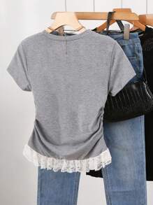 SHEIN 女式休闲夏季 T 恤，蝴蝶结，蕾丝下摆，褶边，修身短袖 - 灰色 - 查看 2