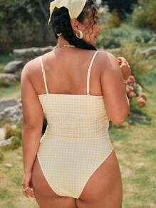 Swim Mod Plus Size Women's Yellow Plaid 2pcs Tankini Swimsuit Set For Summer Beach Vacation