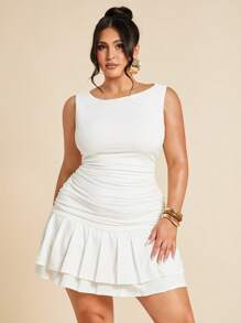 SHEIN BAE Plus Size Curve Women's Sleeveless Solid Color White Tight Fitted Ruched Mini Double Layer Ruched Dress, Suitable For Summer, Autumn/Winter,Sage Green Dress,Summer Dresses For Women - Beige - View 5