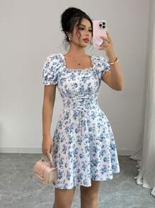 Rafferiza 女式碎花方领泡泡袖腰部抽绳荷叶边下摆中长连衣裙