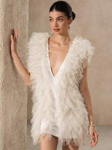 Aveloria Rosie 黑色甜美浪漫荷叶边V领无袖雪纺网眼迷你连衣裙优雅时尚夏季风格 - 米色 - 查看 1