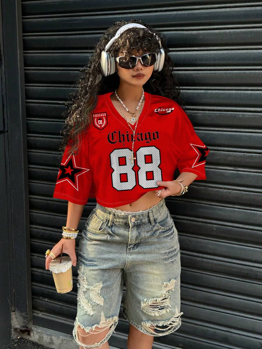 SHEIN EZwear Women Casual V Neck Loose Short 5/8 Sleeve Mesh T-Shirt, Suitable For Summer Sports, With Number 88 & Star Pattern Back To School Chic