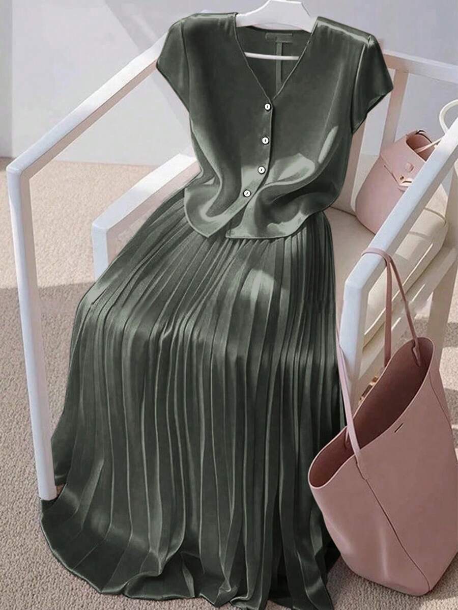 SHEIN Clasi 2件套女士优雅纯色V领纽扣前开襟衬衫和百褶裙 - 軍綠色 - 查看 1