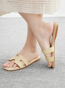 CUCCOO BIZCHIC Beige Square Toe Beach Casual Slip-On Slippers, Fashion Versatile Flat Sandals For Women