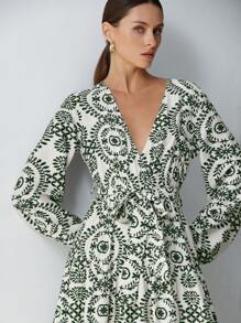 GENKIRA 女式 V 领腰带普罗旺斯风格波西米亚风图案长袖长裙，春季服装 - 綠色 - 查看 7