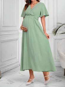 SHEIN 孕妇纯色 V 领荷叶边短袖优雅孕妇装