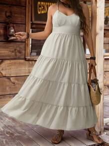 SHEIN Clasi Robe longue pour le Nouvel An, à bretelles fines, dos nu, avec volants à l'ourlet, sans manches, de couleur unie, grande taille, pour tenue de fête pour le Thanksgiving