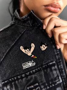 Astro Boy X SHEIN 3件锌合金徽章装饰胸针，纪念收藏礼物，黑色时尚字母 - 彩色 - 查看 2