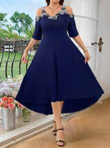 SHEIN Clasi 大码女式花卉印花露肩短袖优雅中长连衣裙 - 藏蓝色 - 查看 6